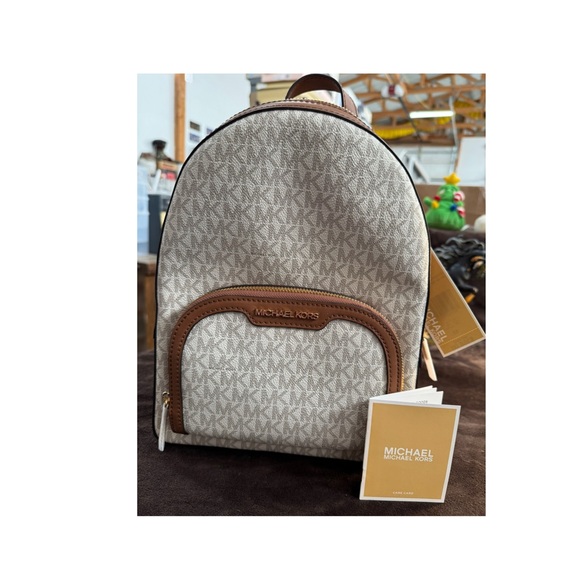 Michael Kors Signature Cream and Brown Backpack NWT - Picture 4 of 7